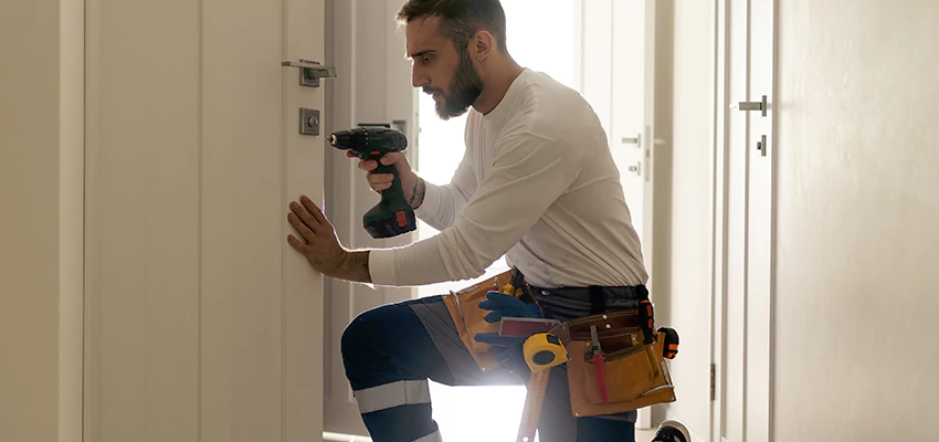 Mailbox Lock Installation Expert in Mira Monte, California